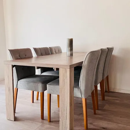 Cresta Apartment